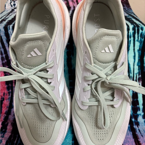 Adidas - Picture 3 of 9